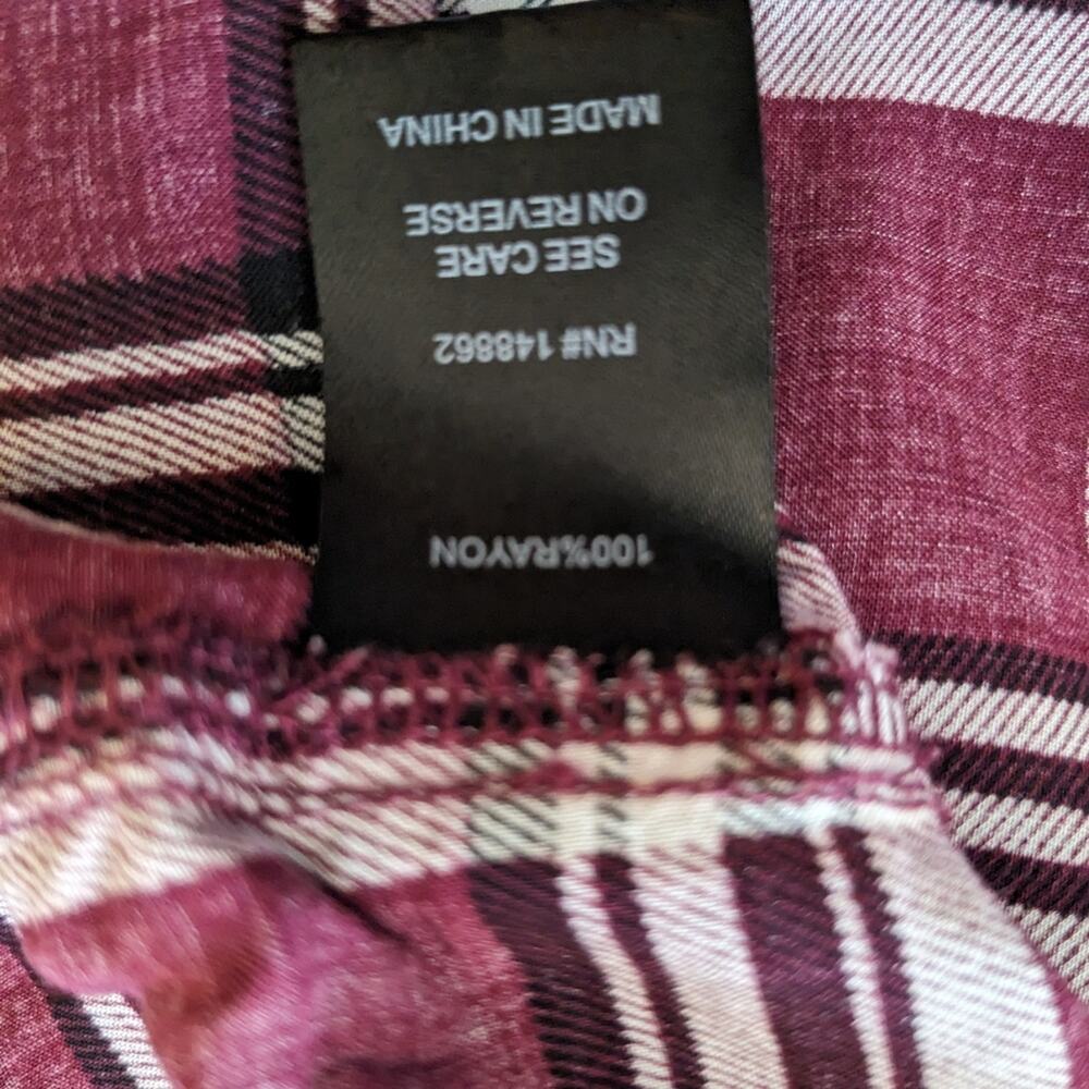 Torrid Size 2 Lightweight Button Down Plaid Shirt… - image 6